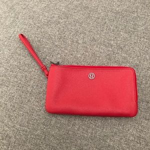 LULULEMON Double Up Pouch (Dark Red)